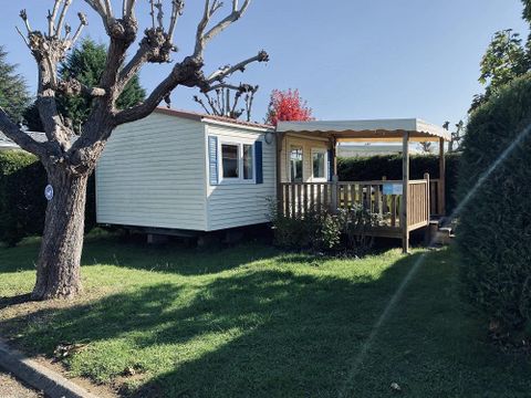 Mobilhome 3 personnes - H 27 - 2 chambres - Terrasse couverte