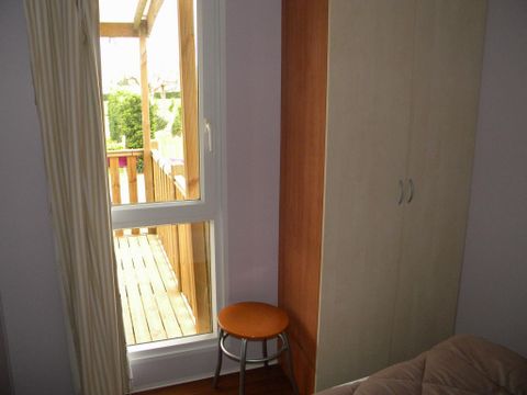 Mobilhome 4 personnes - H3 - CLIM - 2 chambres - Grande terrasse