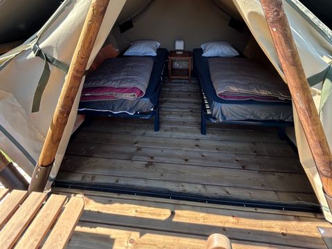 Hébergement 2 personnes - BIVOUAC NOMADE