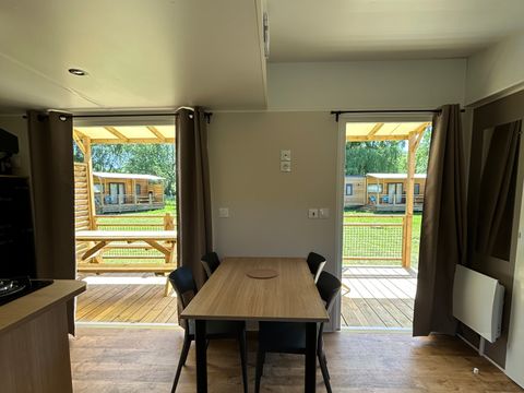 MOBILHOME 4 personnes - 2 CHAMBRES