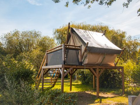 HÉBERGEMENT INSOLITE 2 personnes - BIVOUAC NOMADE