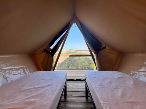 HÉBERGEMENT INSOLITE 2 personnes - BIVOUAC NOMADE