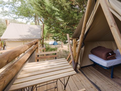 HÉBERGEMENT INSOLITE 2 personnes - BIVOUAC NOMADE