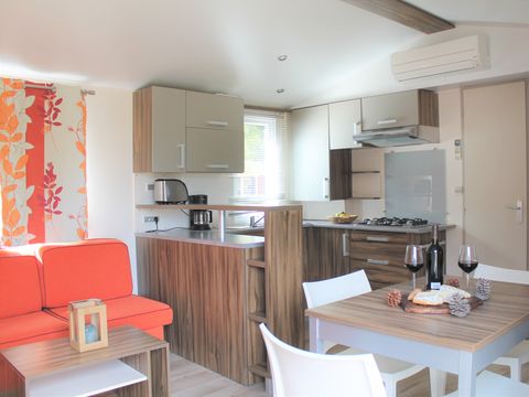 Chalet 5 personnes - PREMIUM 34 m2 + TV + CLIM