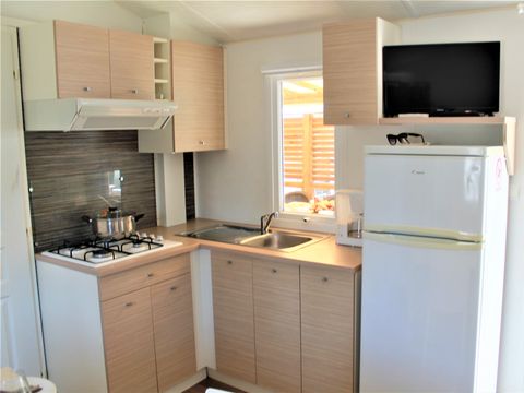 Mobilhome 6 personnes - 3 chambres - 32 m² - Clim - TV