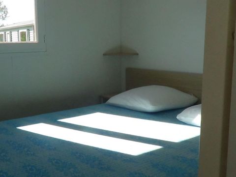 Mobilhome 6 personnes - 3 chambres - 32 m² - Clim - TV