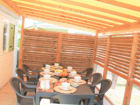Mobilhome 6 personnes - 3 chambres - 32 m² - Clim - TV