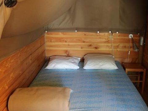 Tente en toile et en bois 5 personnes - ECOLODGE - STANDARD - Sans sanitaires 20 m²