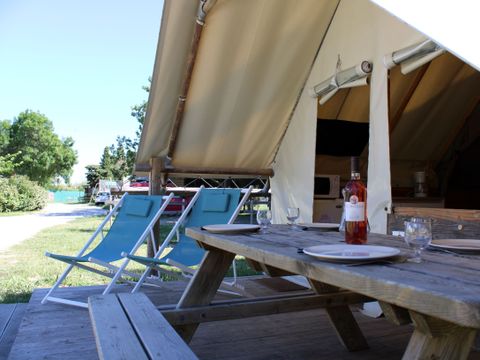 Tente en toile et en bois 5 personnes - ECOLODGE - STANDARD - Sans sanitaires 20 m²