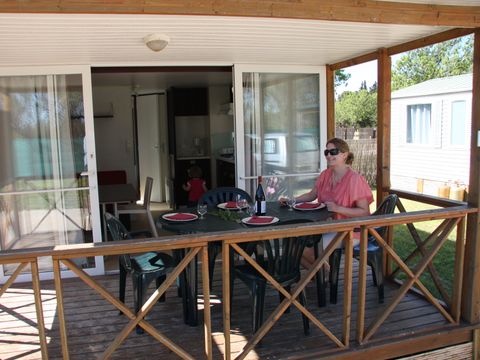 Mobilhome 4 personnes - MH2 - FAMILLE - CONFORT 29 m² avec terrasse et climatisation