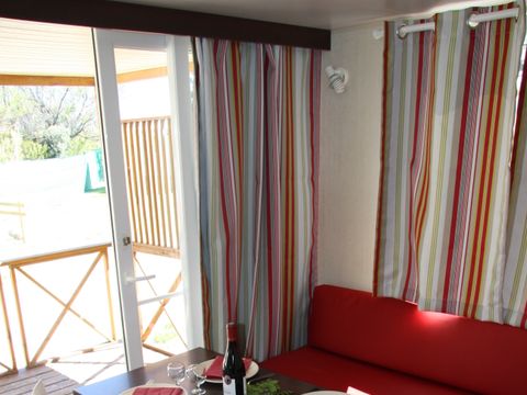 Mobilhome 4 personnes - MH2 - FAMILLE - CONFORT 29 m² avec terrasse et climatisation