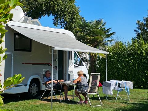 Emplacement - Forfait emplacement - 1 voiture