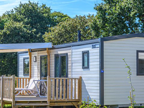 MOBILHOME 4 personnes - Premium 28m² - 2 chambres + TV + Terrasse + draps et serviettes