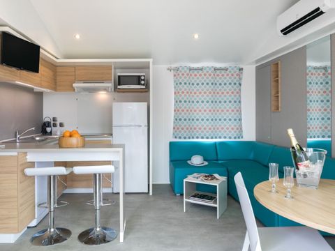 MOBILHOME 6 personnes - LUXE ZEN avec spa privatif