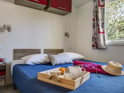 MOBILHOME 6 personnes - Cottage 4 Pièces 6 Personnes Climatisé + TV ****