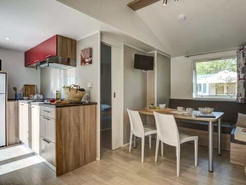MOBILHOME 6 personnes - Cottage 4 Pièces 6 Personnes Climatisé + TV ****