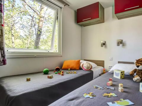 MOBILHOME 6 personnes - Cottage 4 Pièces 6 Personnes Climatisé + TV ****