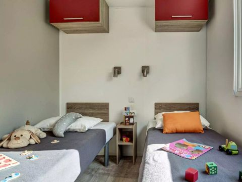 MOBILHOME 6 personnes - Cottage 4 Pièces 6 Personnes Climatisé + TV ****