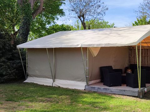 Tente en toile et en bois 5 personnes - Tente CANADA 20 m² - 2 chambres / Terrasse couverte - sans sanitaires