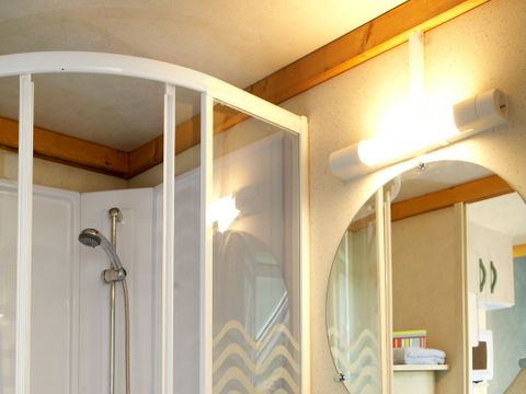 BUNGALOW 5 personnes - BUNGALOW MOREA