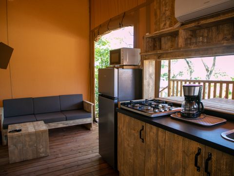 Tente en toile et en bois 5 personnes - VARADERO 2 chambres - 50 m2