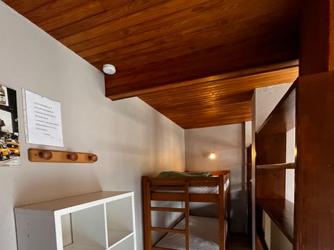 STUDIO 2 personnes - Confort  TV