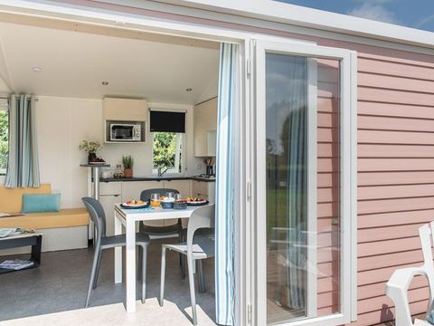 MOBILHOME 8 personnes - SMALA