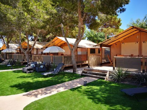 Tente en toile et en bois 2 personnes - NASSAU TENT - Prix pour 2 personnes