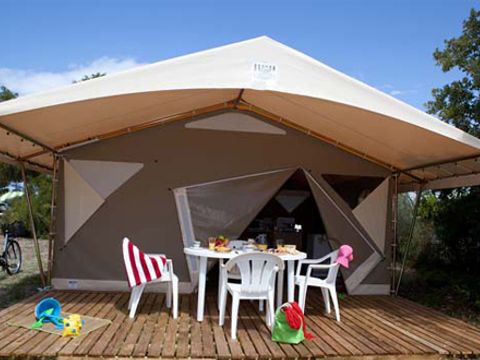 BUNGALOW TOILÉ 4 personnes - Sans sanitaires