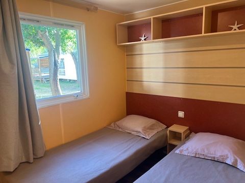 MOBILHOME 5 personnes - 4/5 places - 2 chambres