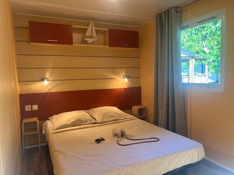 MOBILHOME 4 personnes - Loggia 32m2 + Climatisation 4 personnes