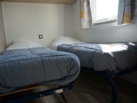 MOBILHOME 10 personnes - C- Mobil-home Quatro - 4 chambres 2 salles de douche