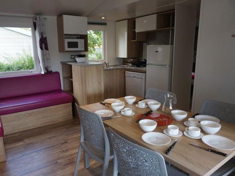 Mobilhome 8 personnes - C- Mobil-home Quatro - 4 chambres