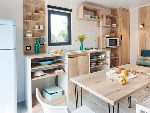 MOBILHOME 4 personnes - CABANE DE SURFEUR 2 CH - 4 PERS 24 m² - TV : arrivée et départ le dimanche