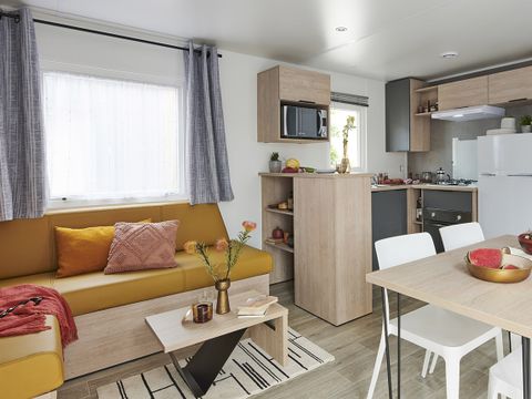 MOBILHOME 4 personnes - PREMIUM 2  CH - 4 PERS 32 m² - TV + CLIM + LV + DRAPS (inclus à la semaine) A/D samedi et dimanche