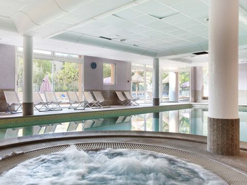 APPARTEMENT 4 personnes - (max. 2 adultes) Greoux les Bains