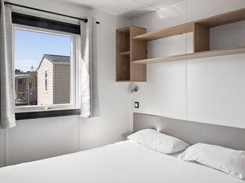 MOBILHOME 6 personnes - Premium | 3 Ch. | 6 Pers. | Terrasse surélevée | Clim. | TV