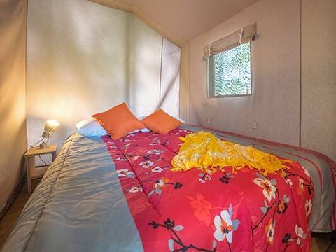 TENTE TOILE ET BOIS 4 personnes - Tente Lodge | 2 Ch. | 4 Pers. | Sans SDB