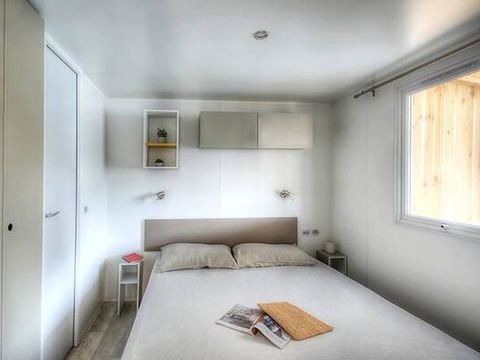 MOBILHOME 6 personnes - Ultimate | 3 Ch. | 6 Pers. | Terrasse surélevée | Jacuzzi | 2 SDB | Clim. | TV