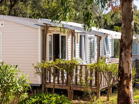 MOBILHOME 6 personnes - Comfort | 2 Ch. | 4/6 Pers. | Terrasse surélevée | Clim.