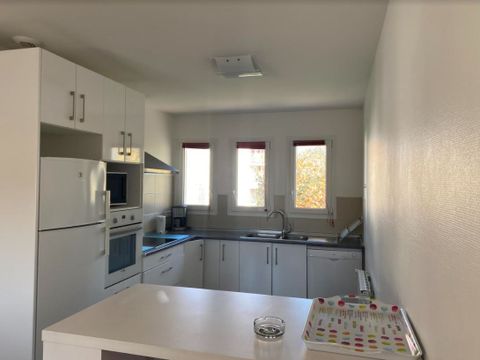 APPARTEMENT 10 personnes - 4 chambres - au 1er étage d'une maison