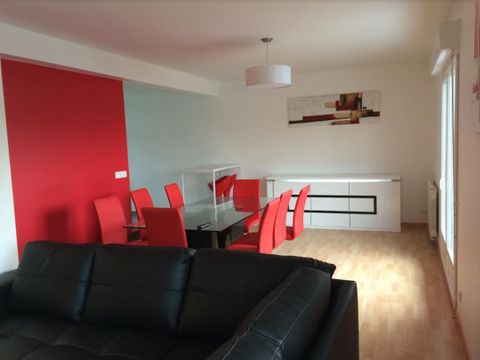 APPARTEMENT 10 personnes - 4 chambres - au 1er étage d'une maison