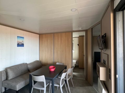 CHALET 5 personnes - HEGOA 4/5 personnes - 2 chambres + douche XL