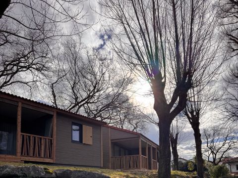 CHALET 5 personnes - HEGOA 4/5 personnes - 2 chambres + douche XL