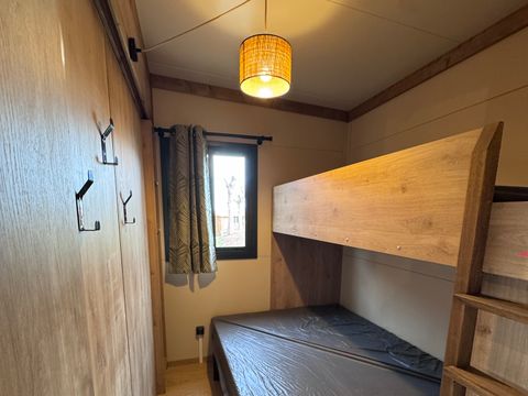 CHALET 6 personnes - ENBATA  4/6 personnes - séjour et terrasse  XL 