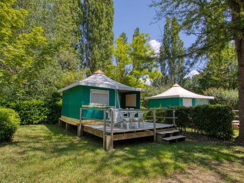 BUNGALOW TOILÉ 4 personnes - MEUBLÉ sur terrasse sans sanitaires 16 m²