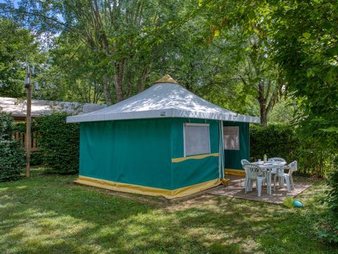 BUNGALOW TOILÉ 4 personnes - MEUBLÉ sans sanitaires 16 m²