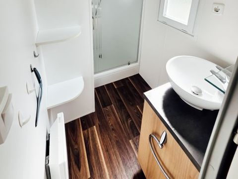MOBILHOME 4 personnes - rigano Kaléo - 2 chambres Dressing