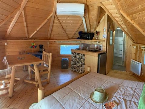 HÉBERGEMENT INSOLITE 2 personnes - KOTA FINLANDAIS