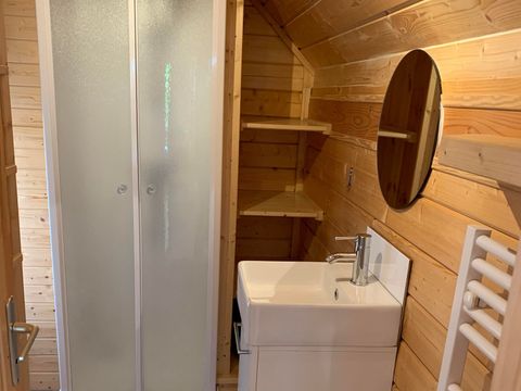 HÉBERGEMENT INSOLITE 6 personnes - KOTA Finlandais